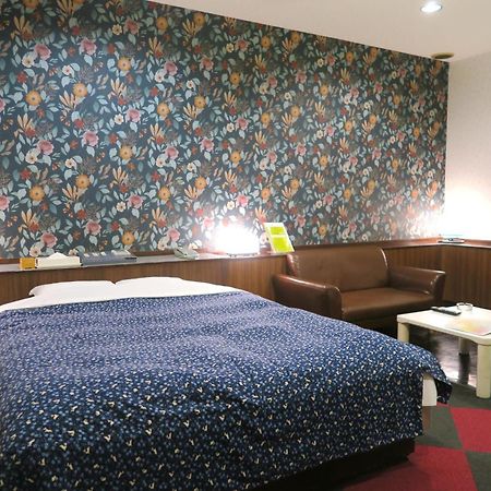 Hotel Carnival Metabaru Экстерьер фото